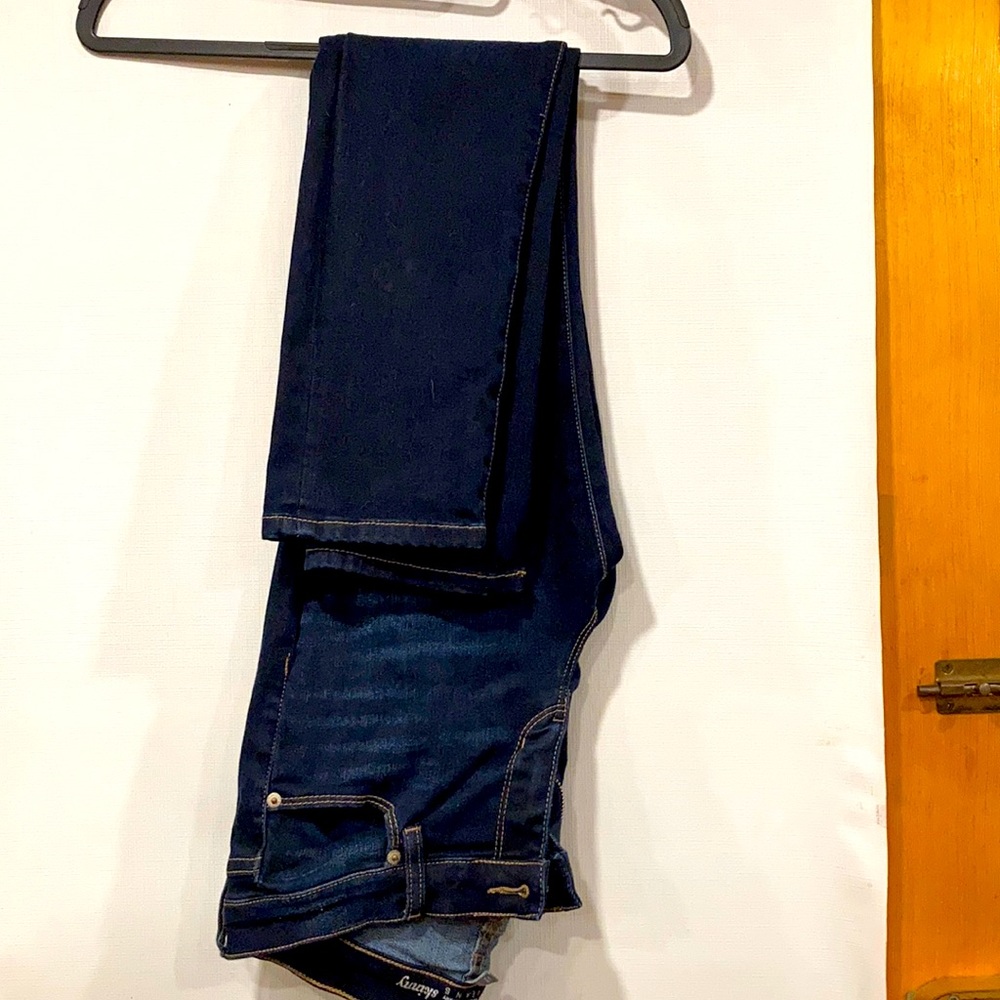 New York and company size 8 petite skinny Jean